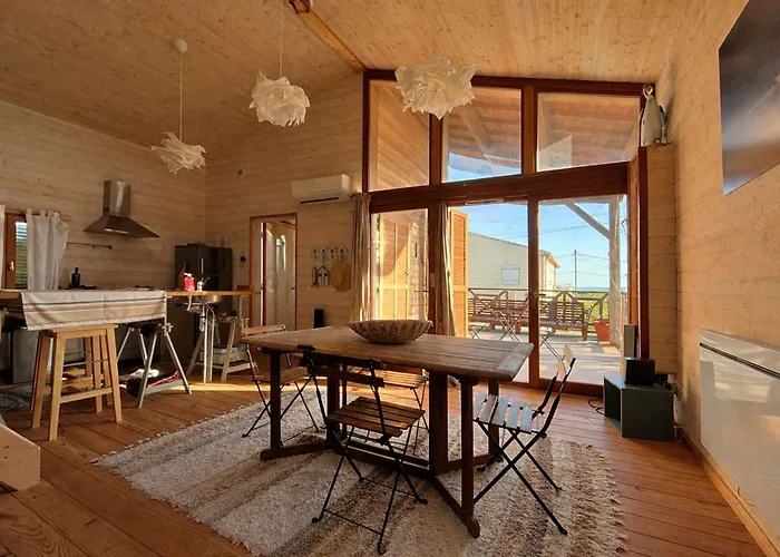 Aig 195 Chalet Loft En Bois Massif Avec Terrasse Et Vue Mer *